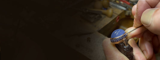 Custom vs mass-produced jewelry