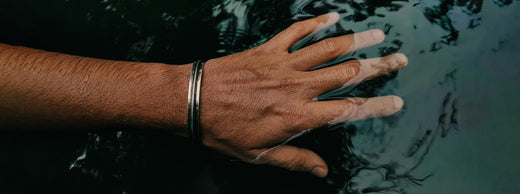 Different types of bracelets for men and how to style them