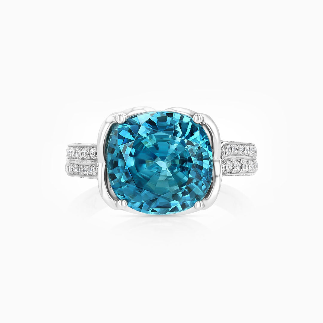 9.15 carat Cushion Blue Zircon White Gold Ring