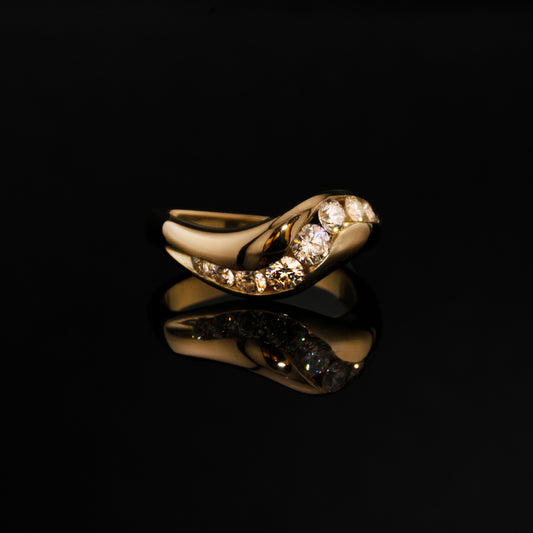 Diamond Gold Wave Ring