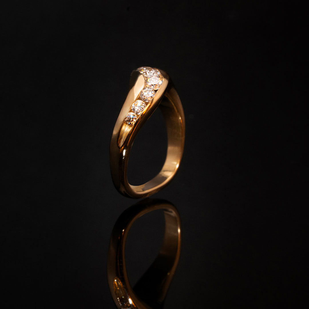 Diamond Gold Wave Ring