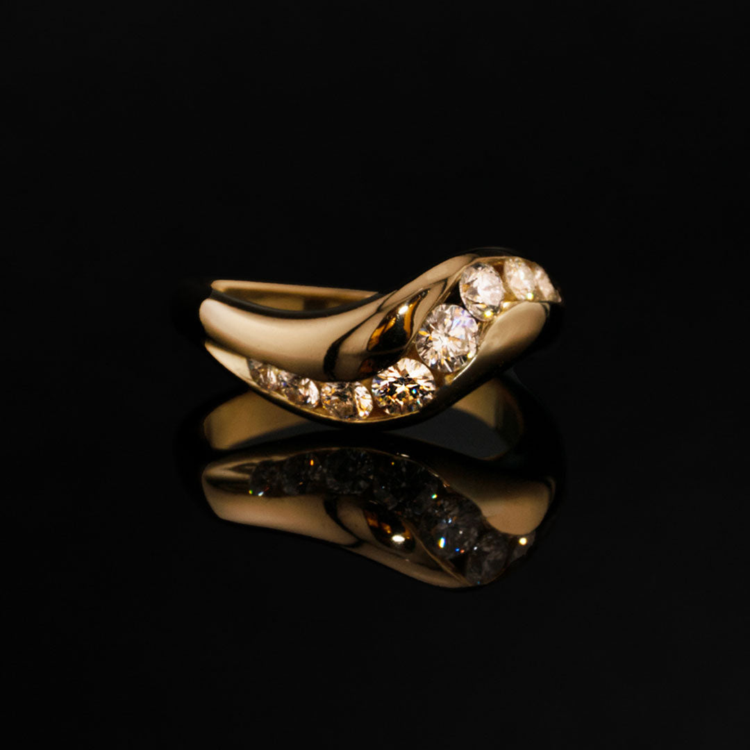 Diamond Gold Wave Ring