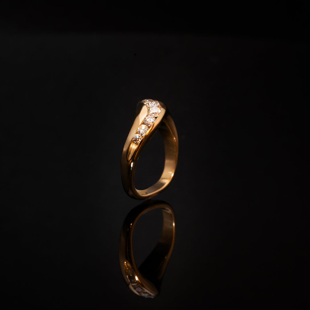 Diamond Gold Wave Ring