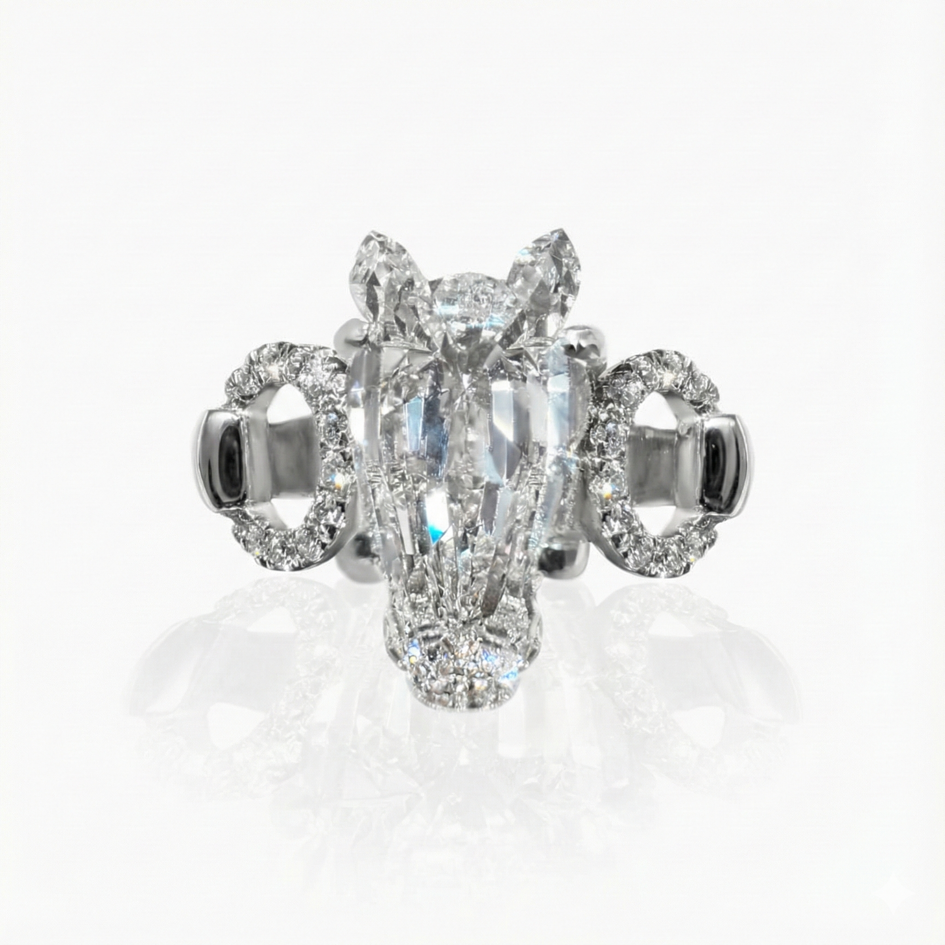Equestrian Lab Diamond White Gold Ring