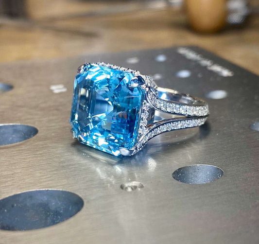 Asscher cut Aquamarine Gold Ring