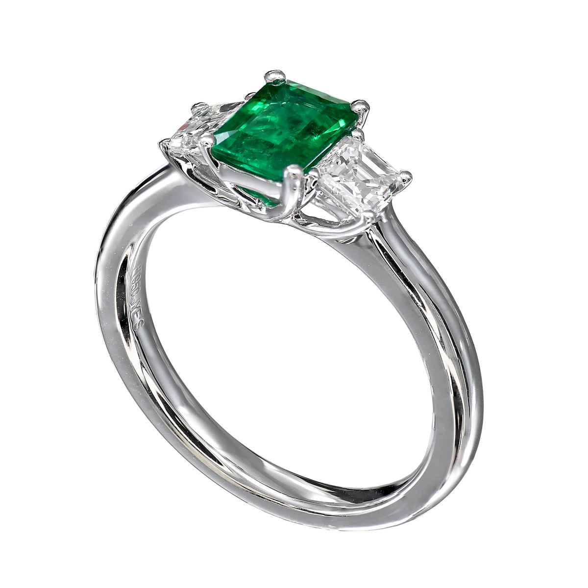 Colombian Emerald and Diamond Platinum Ring